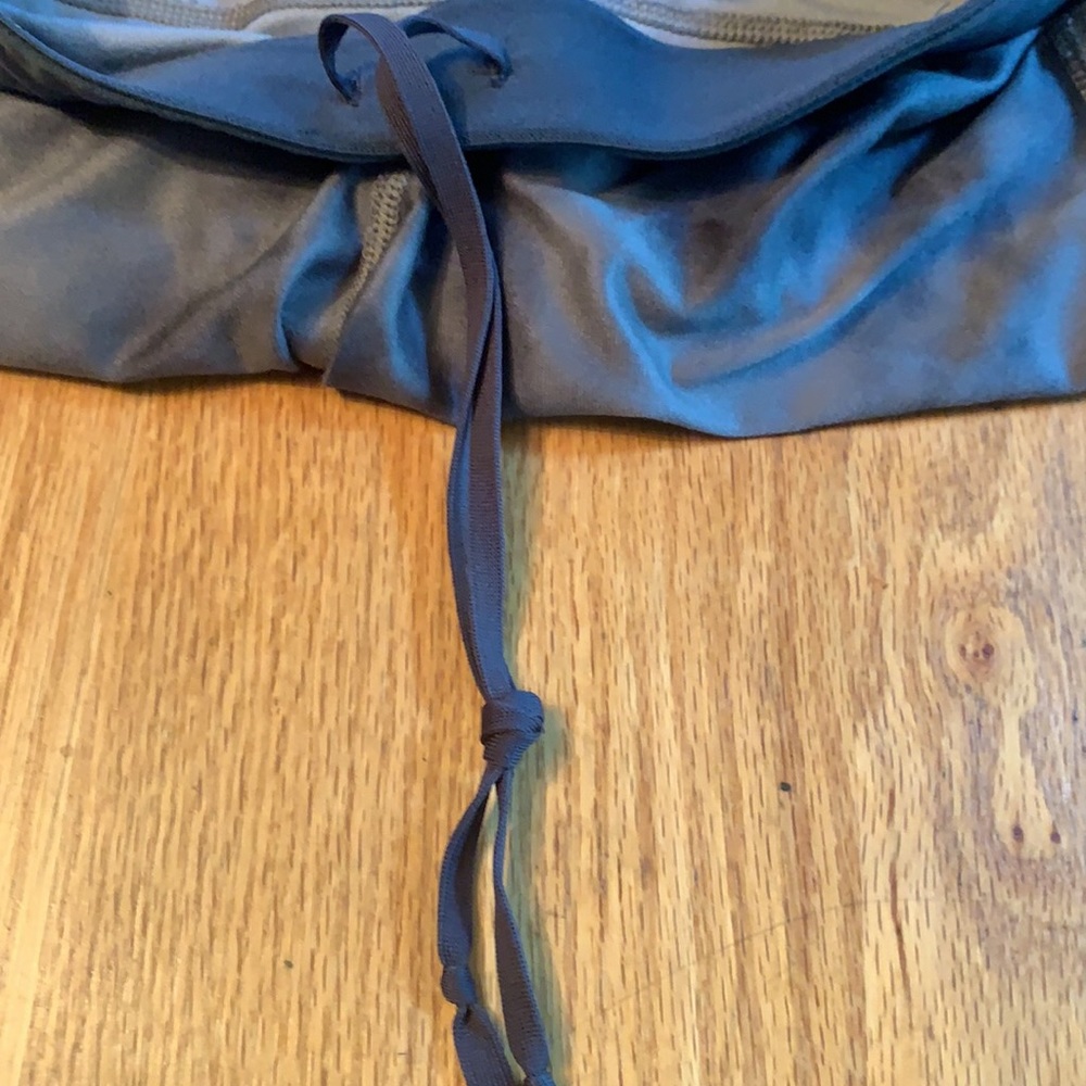 Nike Women’s Capris - Picture 3 of 9